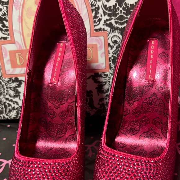 Bordello Fuchsia Sparkle Heels - Picture 5 of 5